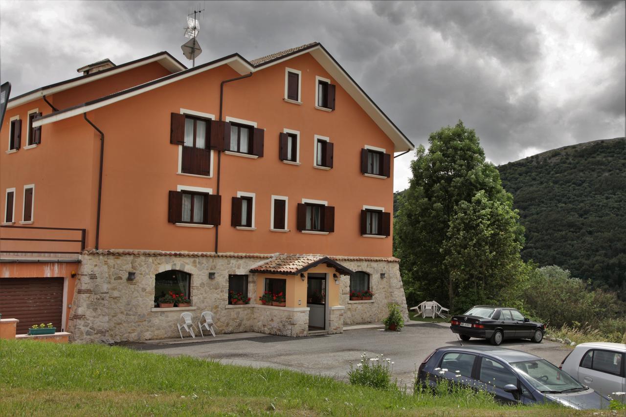 Hotel Il Ghiro Ovindoli Εξωτερικό φωτογραφία